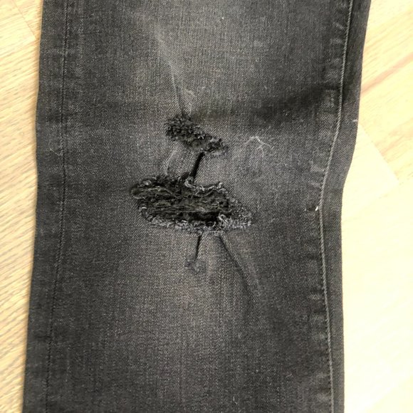 NWT American Eagle 360 Extreme Flex Black Distressed Slim Jeans Size 30x36 - Picture 13 of 13
